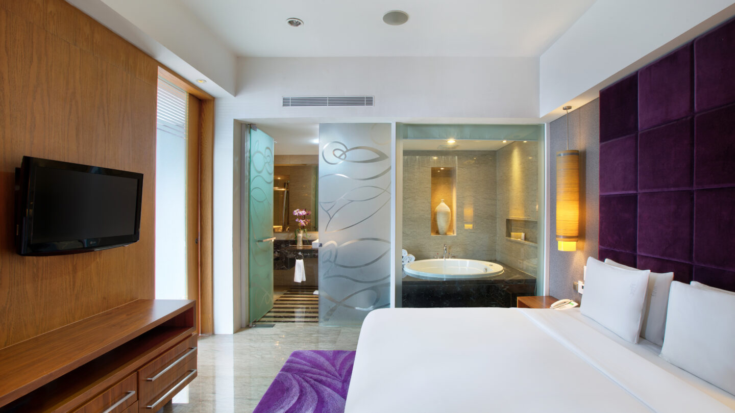 Holiday Inn Bandung Pasteur - Bandung, Indonesia