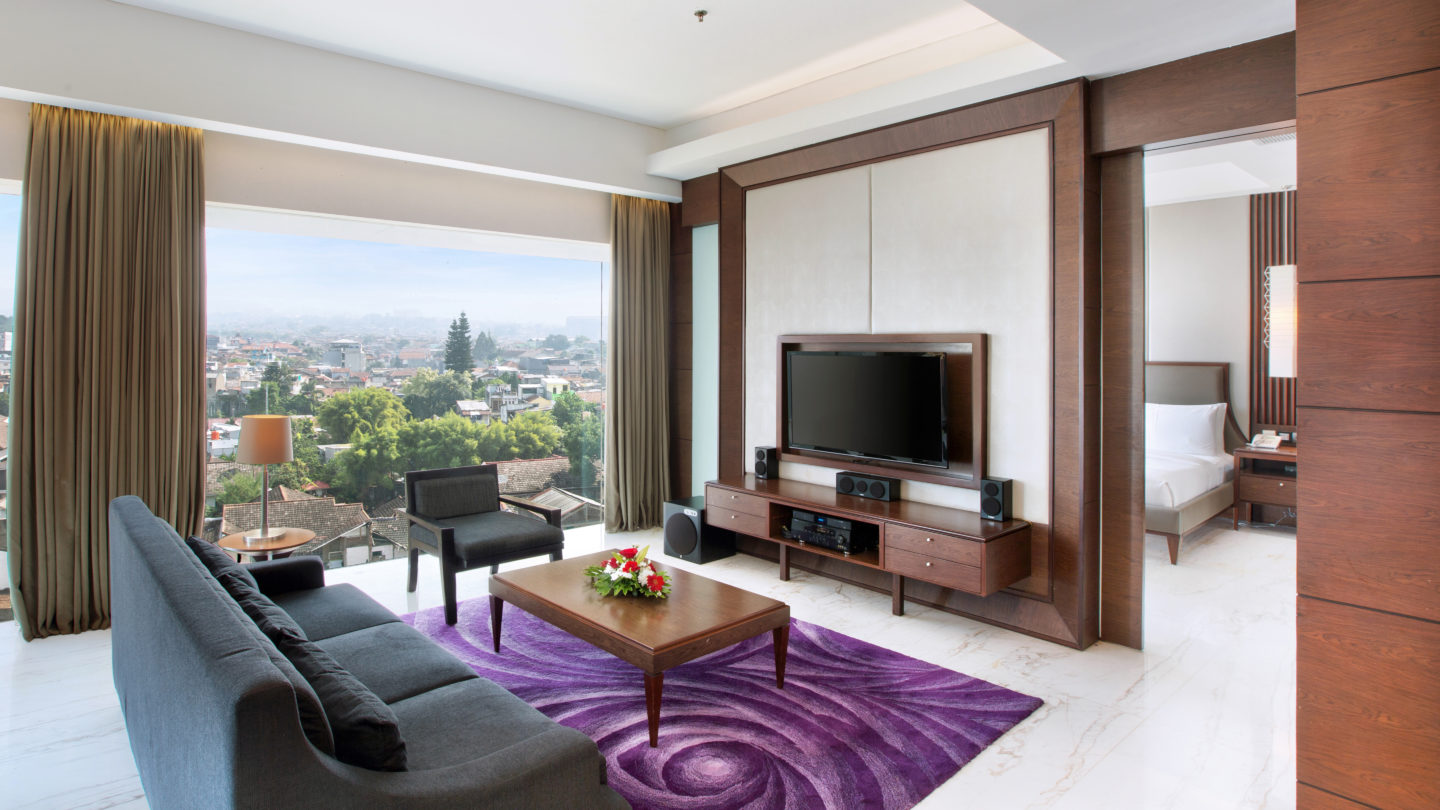 Holiday Inn Bandung Pasteur - Bandung, Indonesia