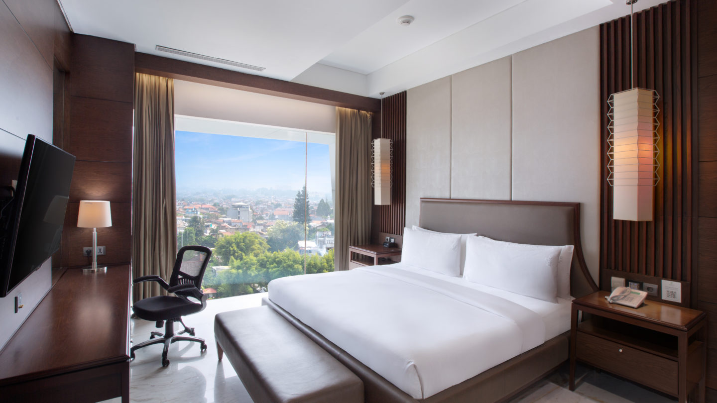 Holiday Inn Bandung Pasteur - Bandung, Indonesia