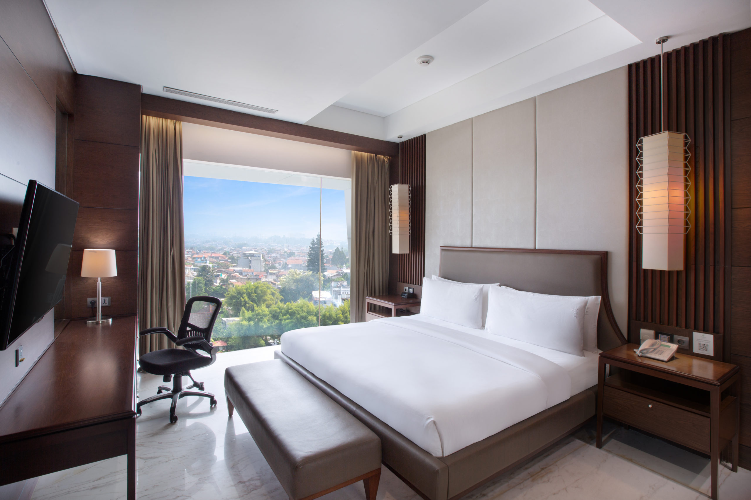 Holiday Inn Bandung Pasteur - Bandung, Indonesia