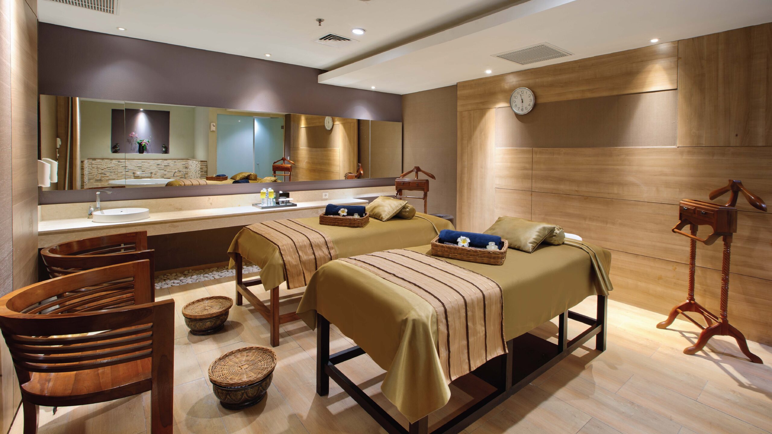 Holiday Inn Bandung Pasteur - Bandung, Indonesia