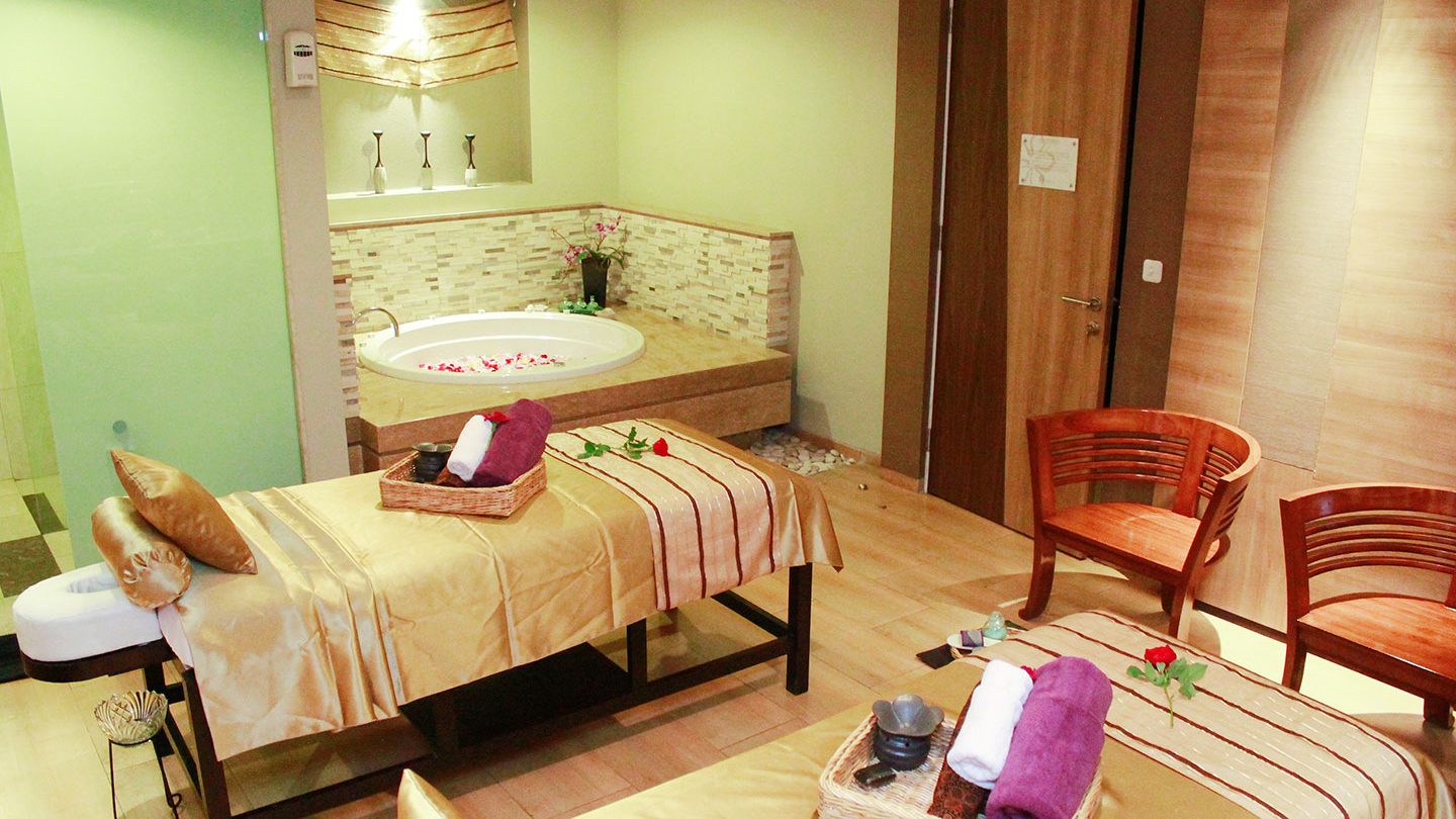 Holiday Inn Bandung Pasteur - Bandung, Indonesia