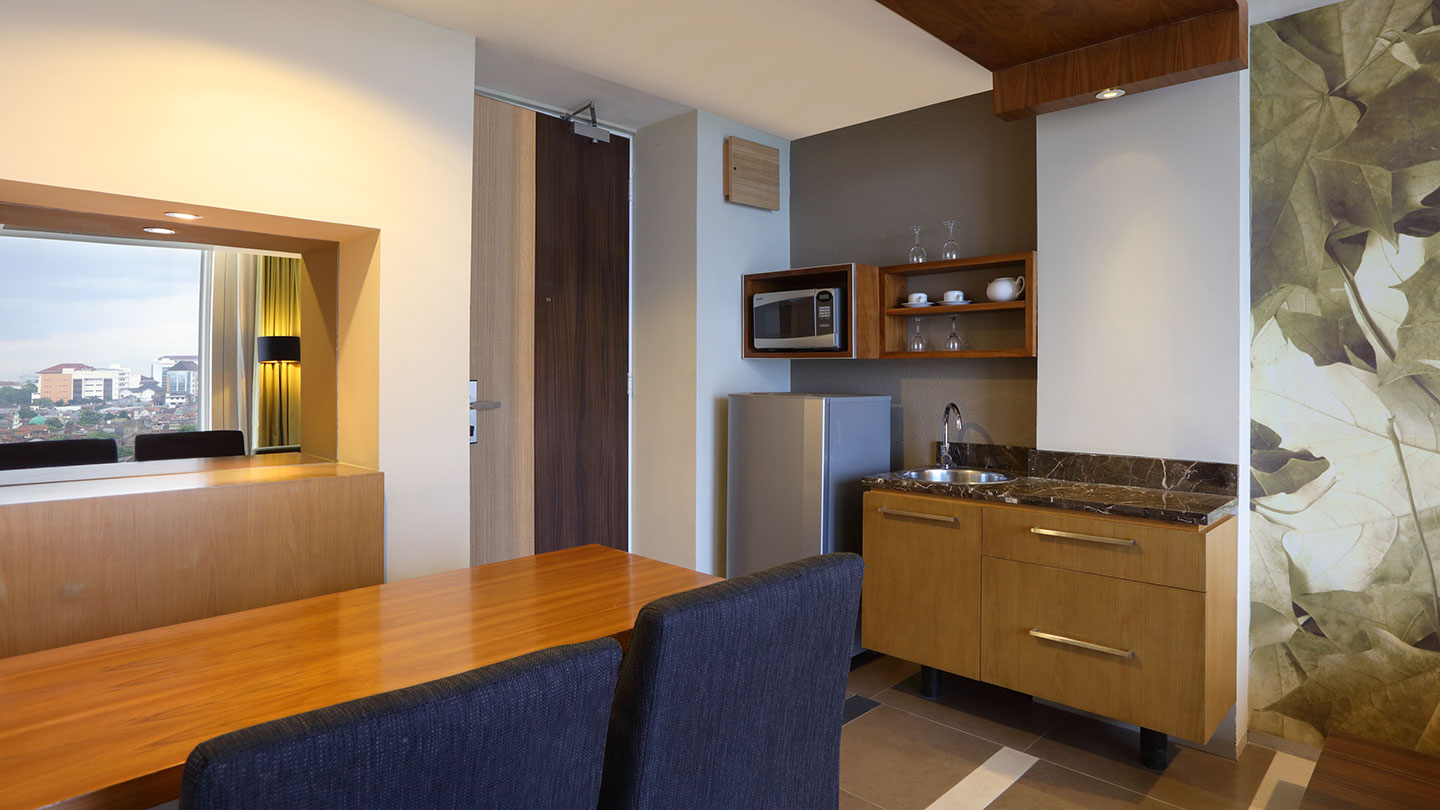 Holiday Inn Bandung Pasteur - Bandung, Indonesia